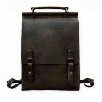 Een must-have rugzak voor iedereen met gevoel voor stijl! Deze vintage leren satchelrugzak is origineel, trendy en comfortabel, perfect om al uw benodigdheden in stijl mee te nemen. Dankzij het veelzijdige ontwerp kunt u hem zowel opsmukken als afkleden, waardoor hij perfect is voor elke gelegenheid. De elegante, klassieke stijl is chic en tijdloos.