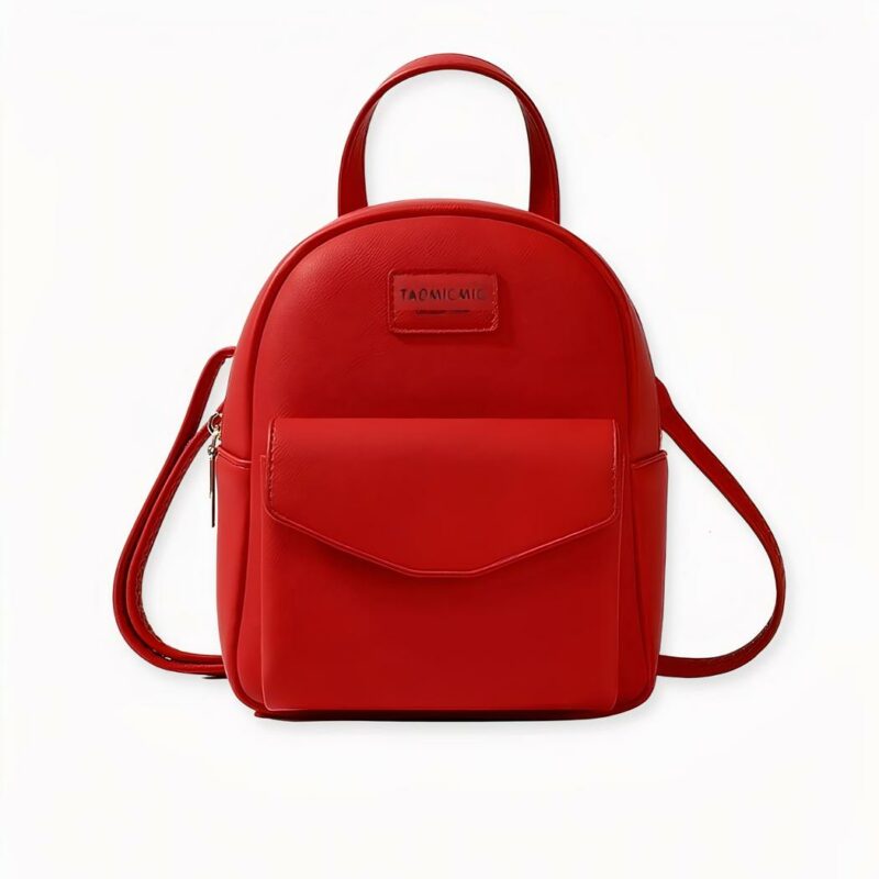IMG_Sac à dos_femme_petit_format_similicuir vegan_1F Ontdek deze kleine veganistische rugzak van kunstleer voor dames, het essentiële accessoire voor nomaden. Dankzij de lichtgewicht randen kunt u deze gebruiken op uw schoenen of kruizen met uw korstmossen. Deze hoop is net zo slijtvast als de anderen, en het is een onmisbaar accessoire dat u niet meer wilt missen.