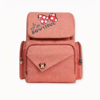 Dit is de ideale rugzak voor fans van Mickey Mouse. Naast het strakke, elegante ontwerp is deze rugzak een Disney-favoriet. Met zijn grote vak en meerdere zakken is hij perfect om de luiers en luiertjes van uw baby in mee te nemen als u onderweg bent.