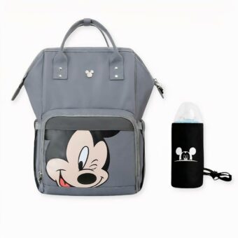 Geef u over aan de charme van deze mooie luiertas met Mickey Mouse-patroon. Een grote, multifunctionele rugzak met 12 vakjes, zodat u kunt genieten van al het speelgoed van uw kind. Het speelgoed van uw baby zal er geweldig uitzien op deze hoop.