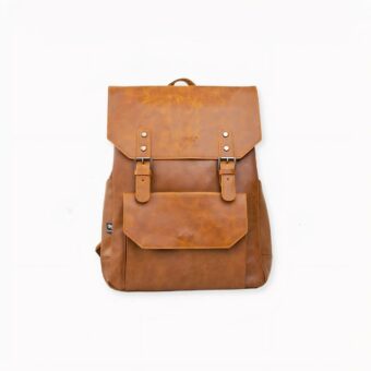 Weg van de schoolbankjes, herleef de wereld met uw kinderlijke onbezorgdheid dankzij onze prachtige vintage tas van synthetisch leer en ga op avontuur! Altijd op uw vloerkleed, met alles wat u nodig hebt om van uw huis een succes te maken. Dit vloerkleed is verkrijgbaar in 3 kleuren.