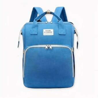 Deze praktische multifunctionele deken voor mama. Deze luiertas is ideaal voor uitstapjes en picknicks met baby en kan snel worden omgetoverd tot een veilige en comfortabele slaapzak voor uw kleintje.