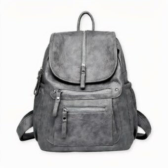 Deze mooie rugzak van imitatieleer met zijn vintage look volgt u op al uw avonturen! Hij zal al snel een must-have in uw garderobe zijn. Dankzij de vele accessoires krijgt hij een moderne look en is hij een echte aanwinst voor uw garderobe, zodat u optimaal van uw garderobe kunt genieten!