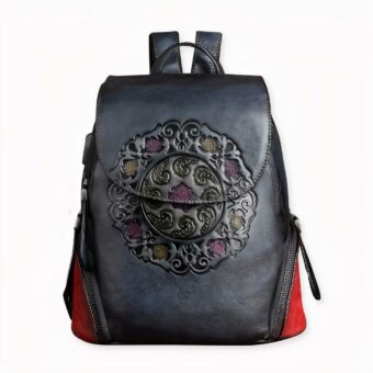Ontdek deze retro leren rugzak met bloemmotief, een tijdloos en veelzijdig modeaccessoire.