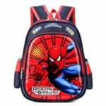 Grappige blauwe en rode Spider-Man schoolrugzak met witte achtergrond