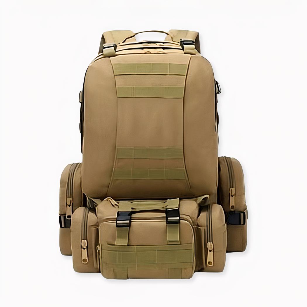 50l rugzak in militaire stijl op een lichtgrijze achtergrond.