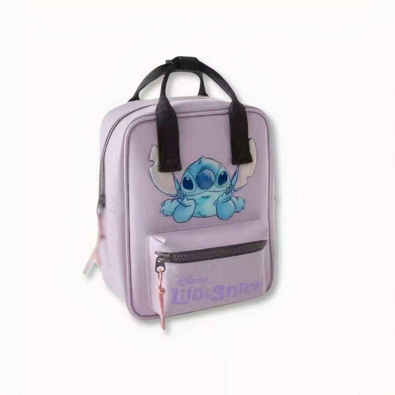 IMG_sac_dos_stitch_violet_presentation.jpeg Kleine paarse kinderrugzak met Stitch op een lichtgrijze achtergrond