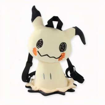 Een zwart-wit pokemon pelucje op een gebroken witte achtergrond